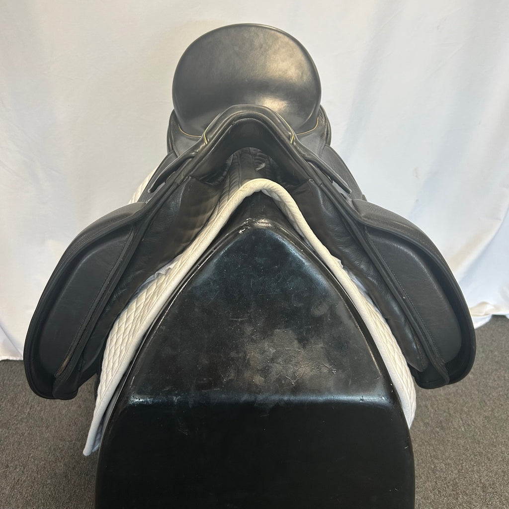 Used Hennig Sofa 18" Dressage Saddle