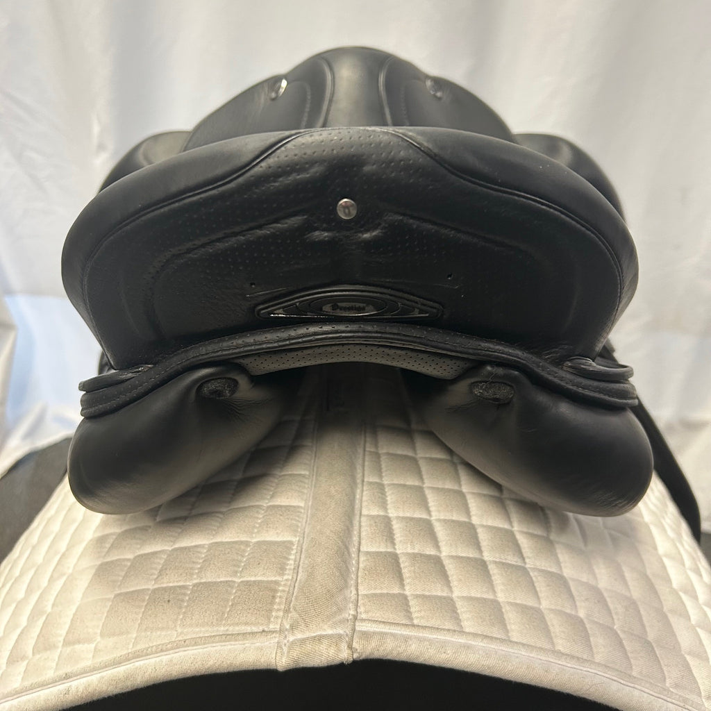 Used Prestige X-Optimax K 18" Dressage Saddle