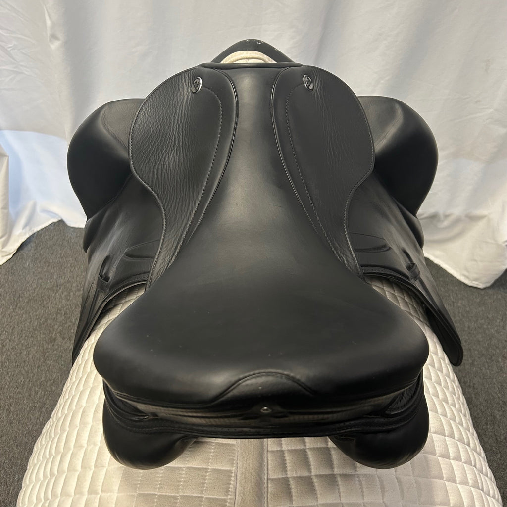 Used Prestige X-Optimax K 18" Dressage Saddle