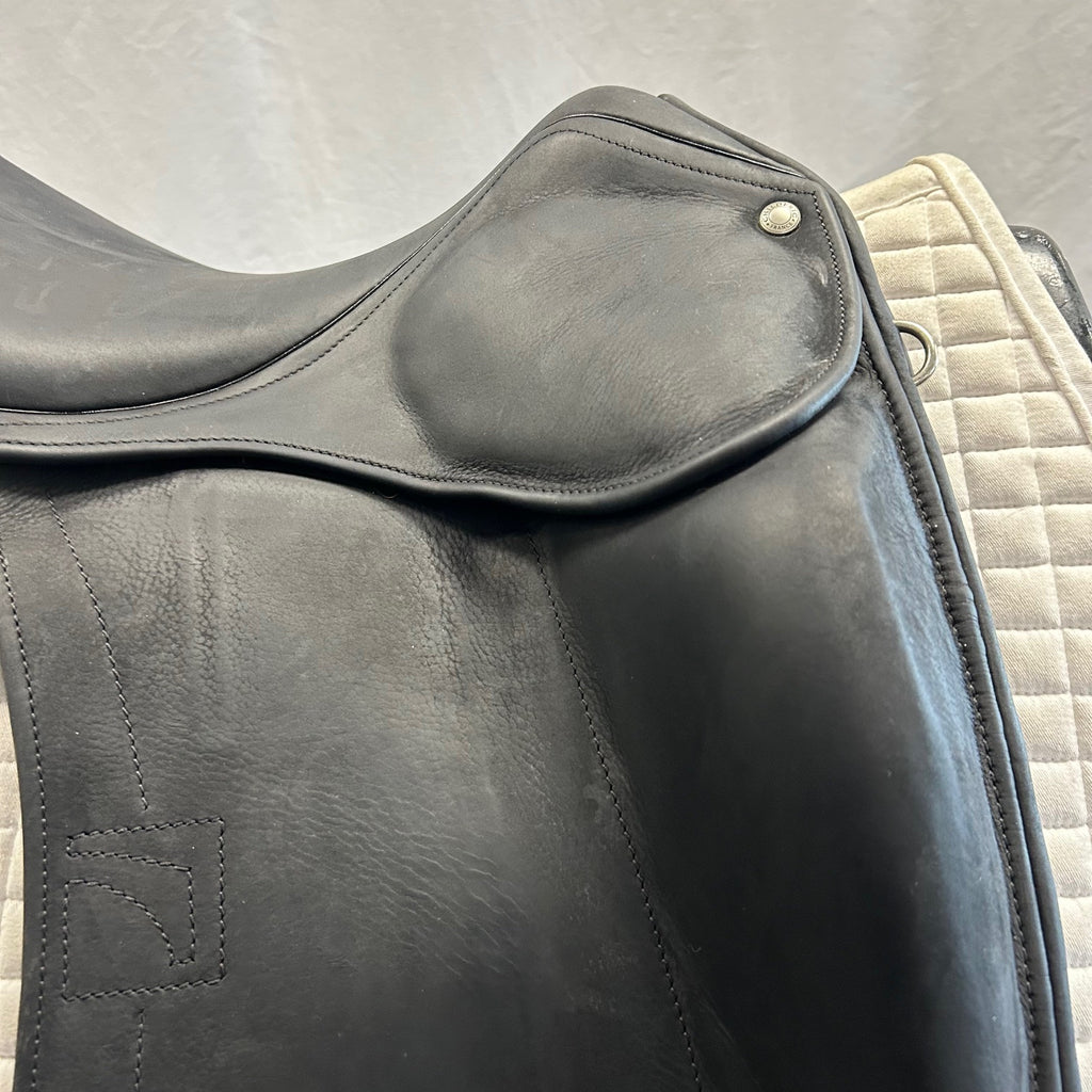Used Childeric DSP Monoflap 16.5" Dressage Saddle