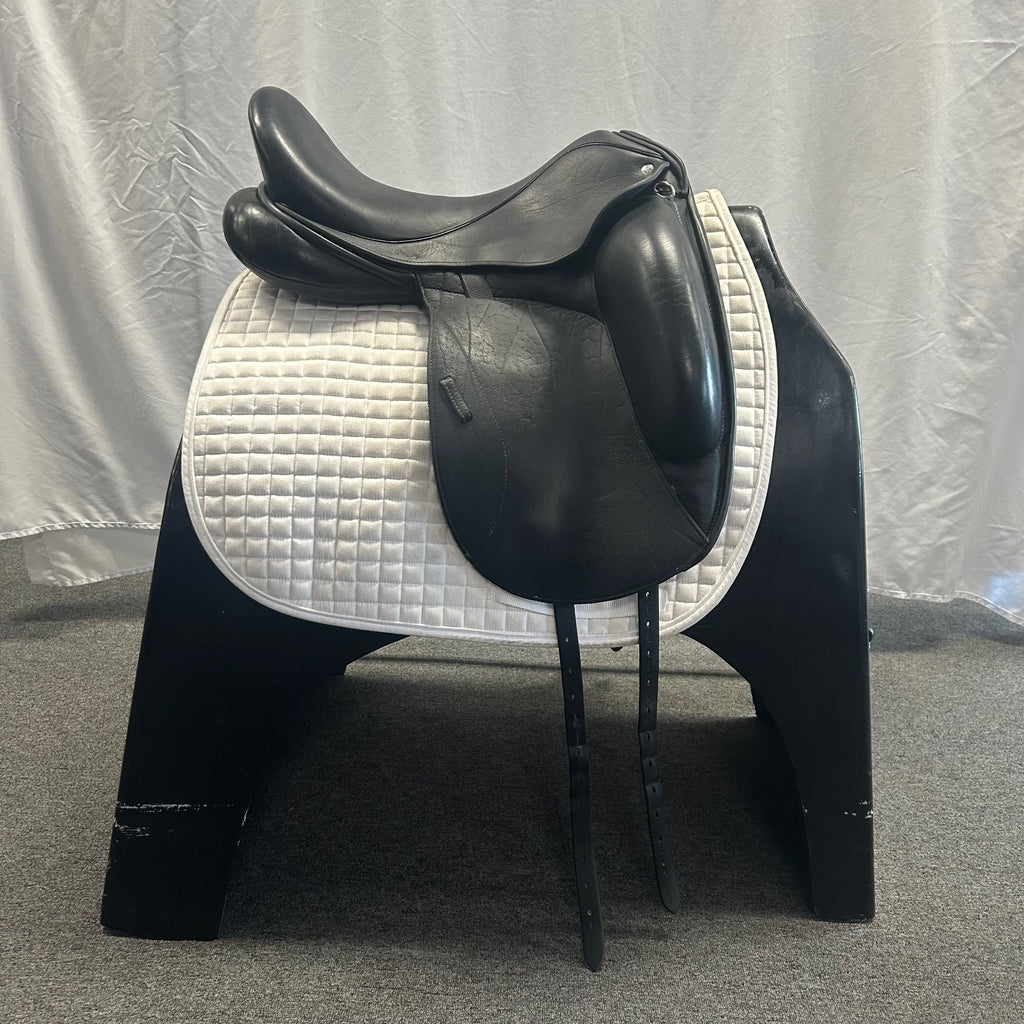 Used Custom Icon Flight 18" Monoflap Dressage Saddle