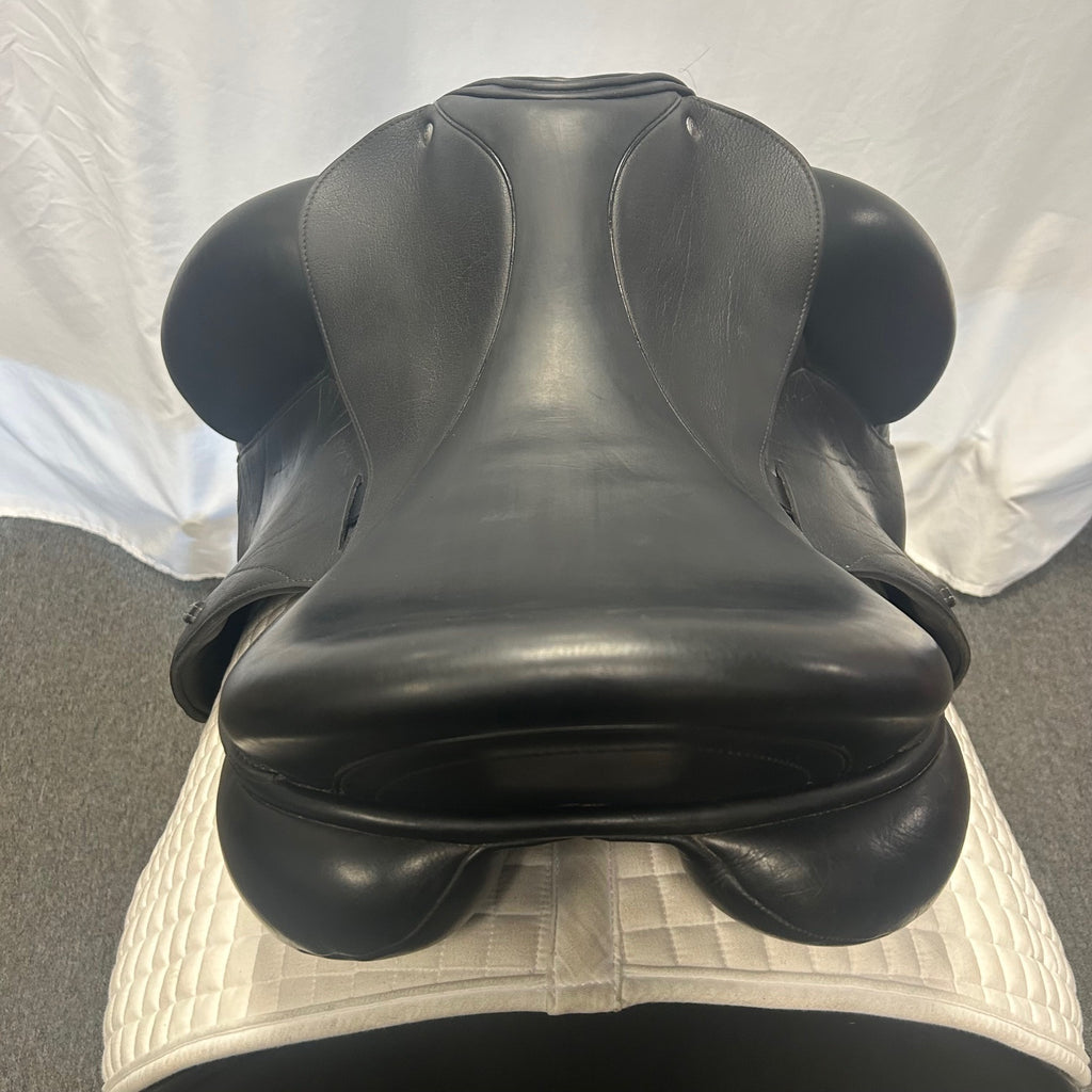 Used Custom Icon Flight 18" Monoflap Dressage Saddle