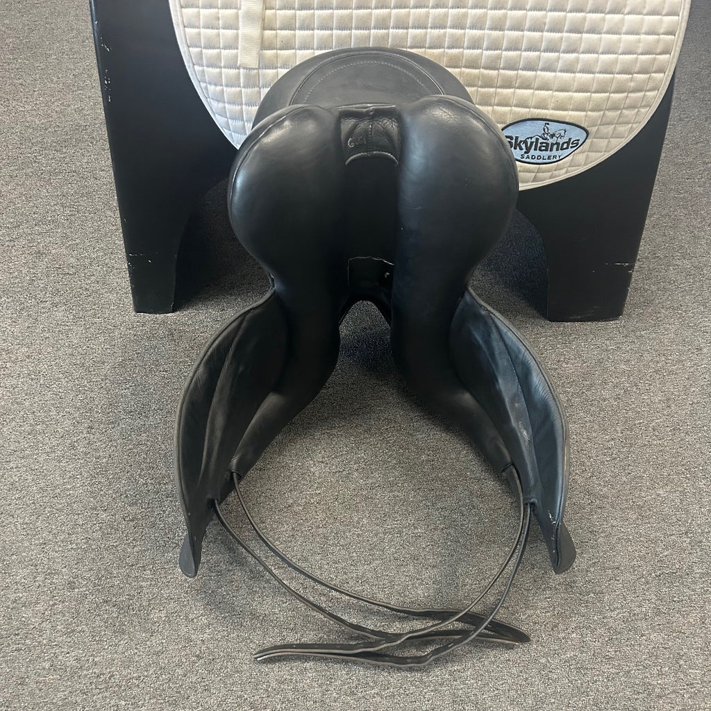 Used Custom Icon Flight 18" Monoflap Dressage Saddle