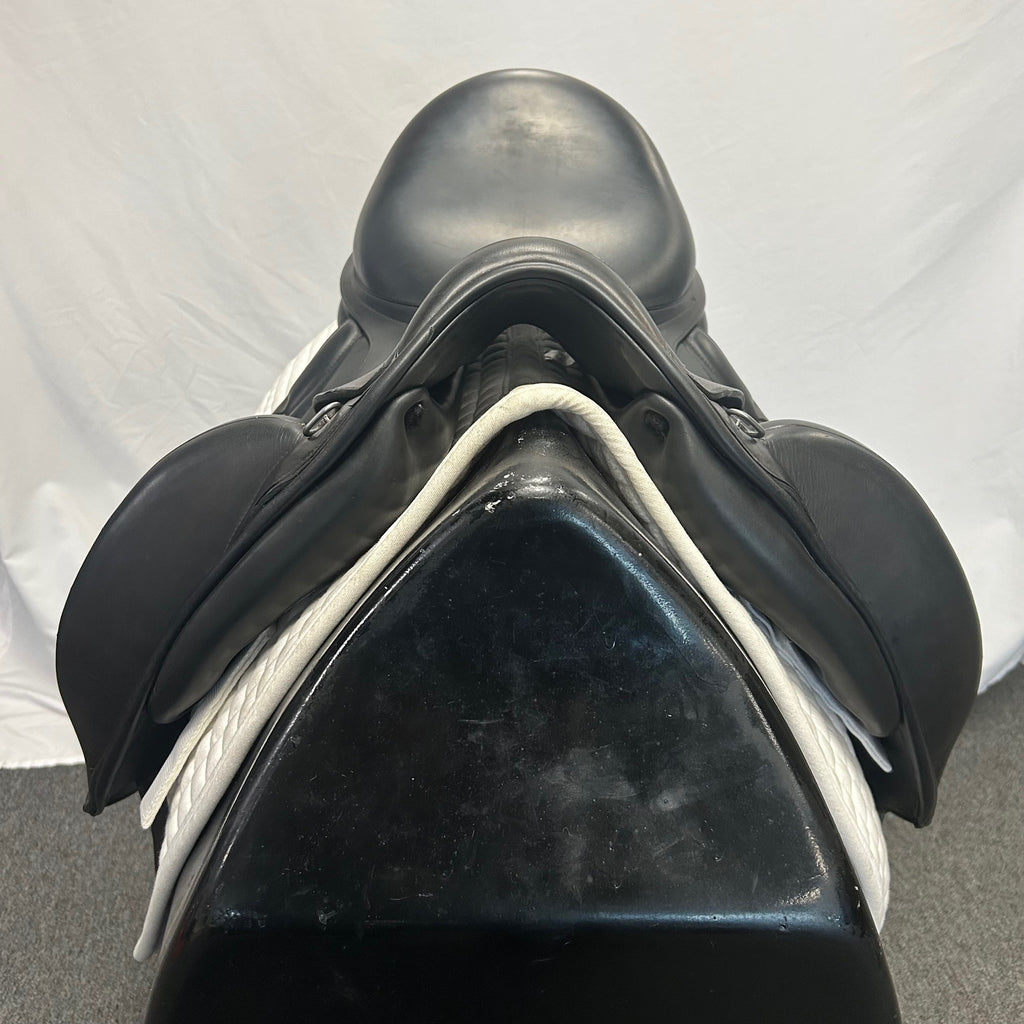 HOLD: Used Equipe Viktoria 16.5" Monoflap Dressage Saddle