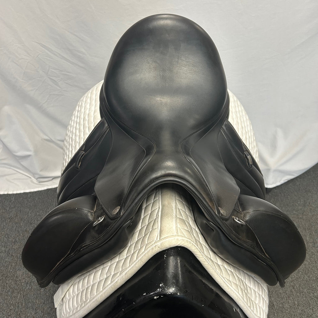 HOLD: Used Equipe Viktoria 16.5" Monoflap Dressage Saddle