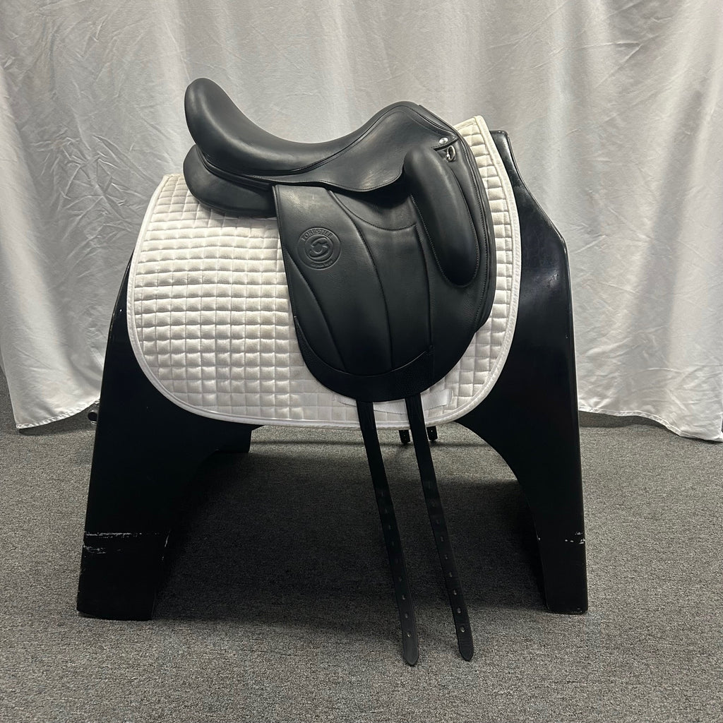 Used Forestier Aachen 17" Dressage Saddle
