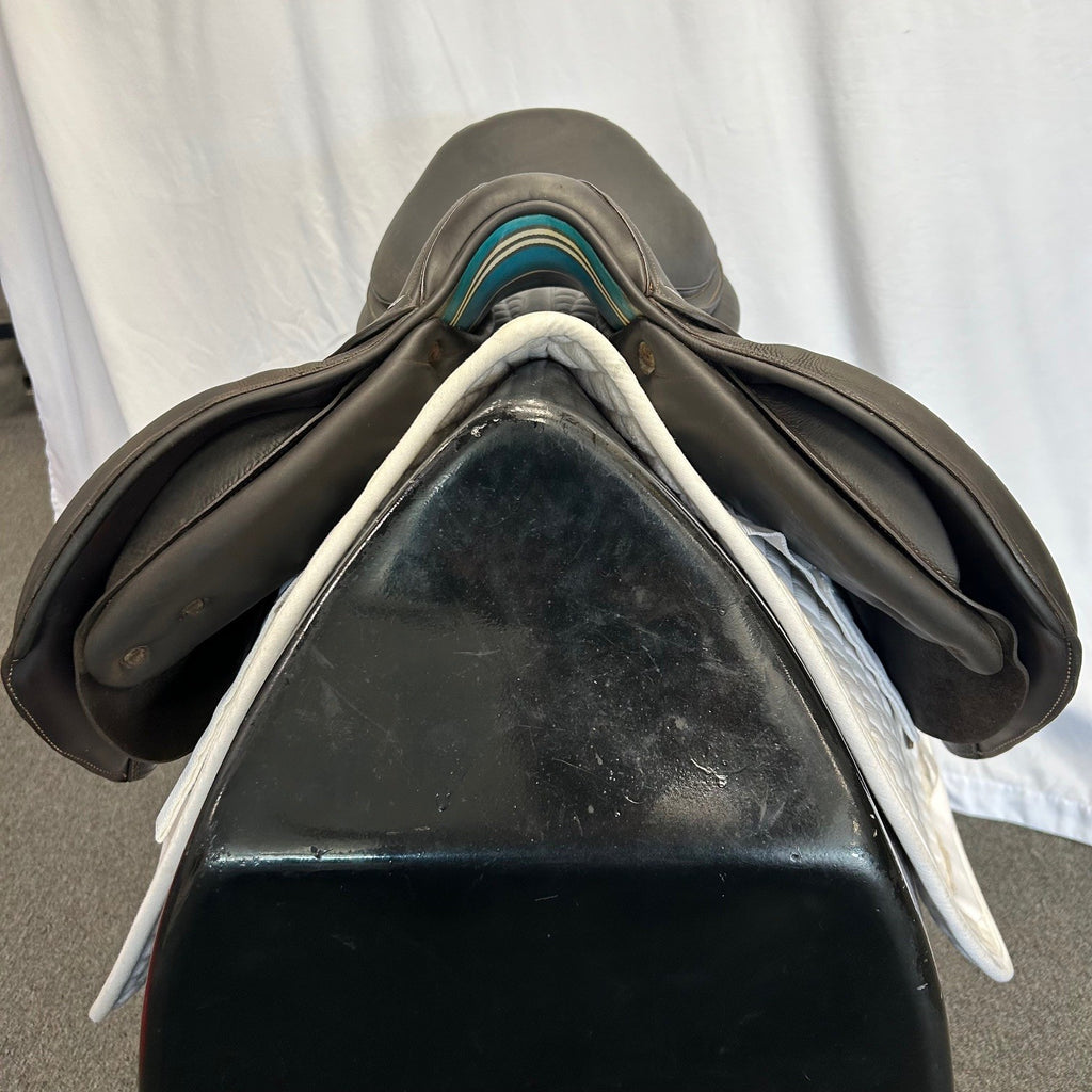 Used Voltaire Stuttgart 17.5" Jump Saddle