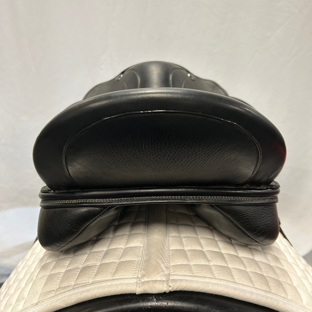 Used Veritas Figuro 17.5" Dressage Saddle