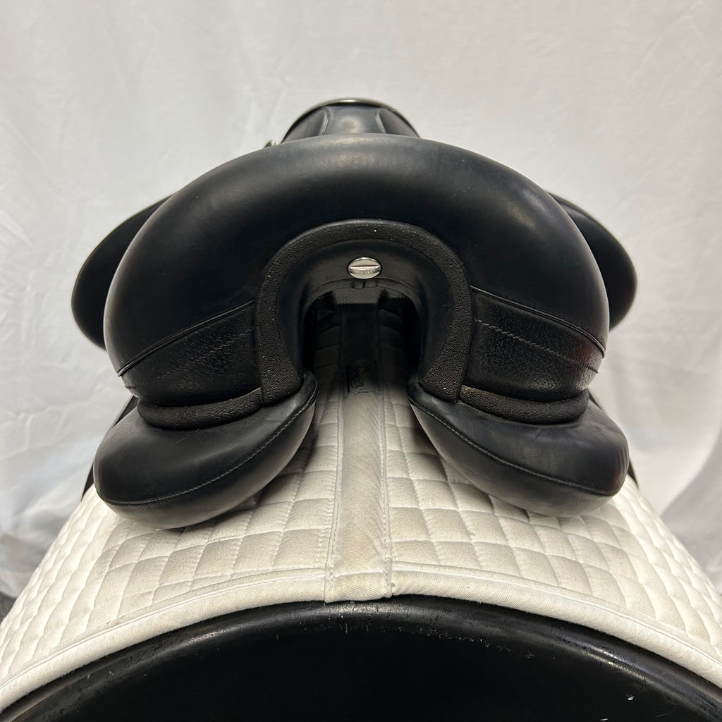 Used Devoucoux Makila Harmonie S 17.5" Monoflap Dressage Saddle