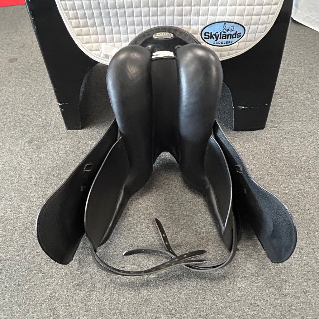 Used Stubben 1894 18"/31cm Dressage Saddle