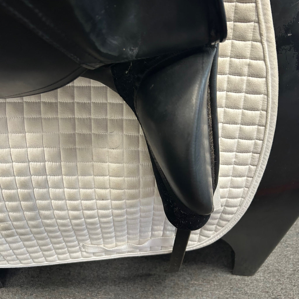 Used MacRider Majestic Exclusive 17.5" Dressage Saddle
