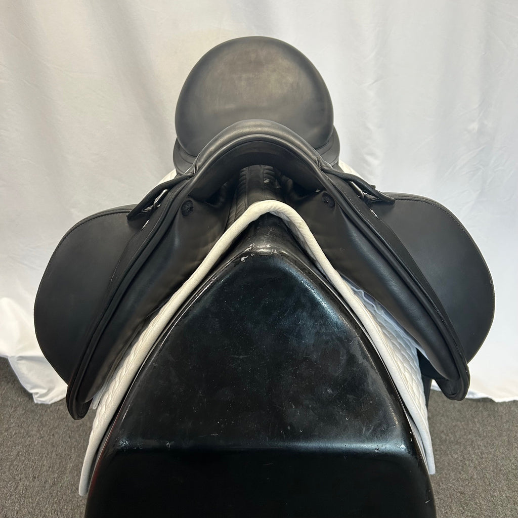 Used Erreplus Vittoria 18" Monoflap Dressage Saddle