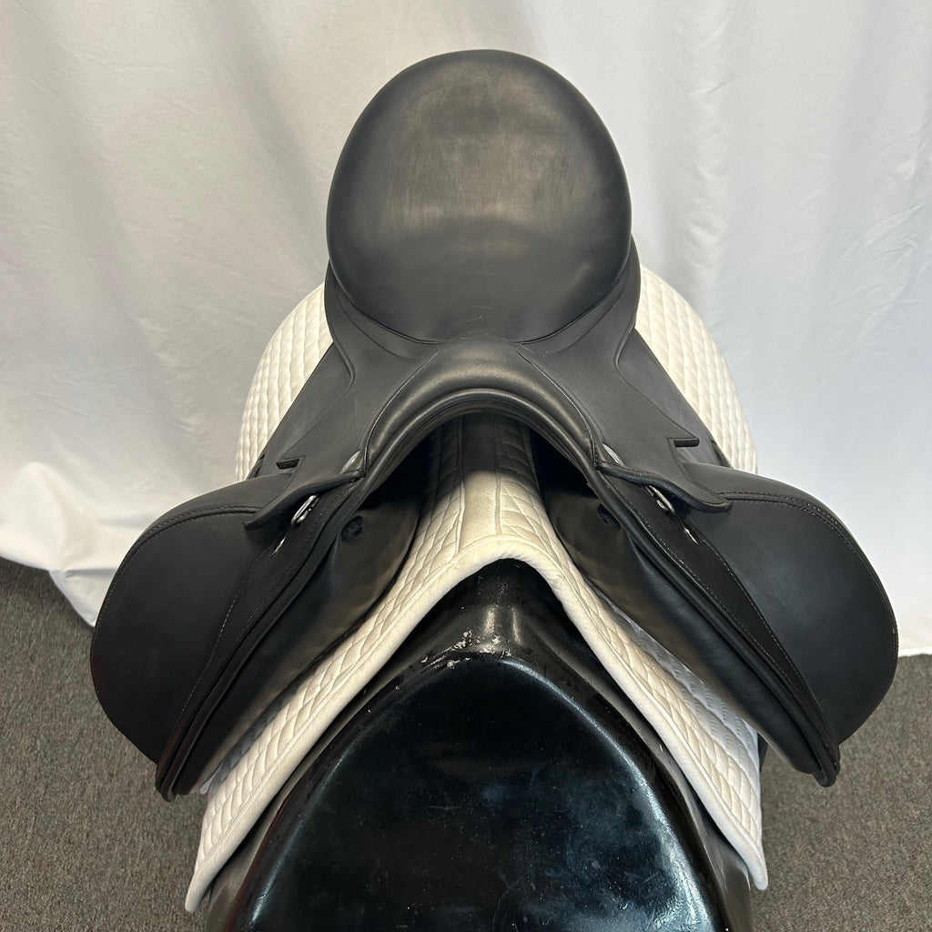Used Erreplus Vittoria 18" Monoflap Dressage Saddle