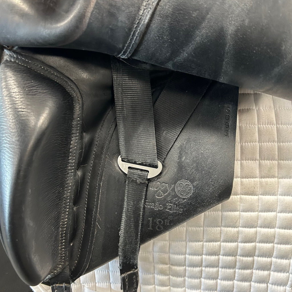 Used Trilogy Verago Elite 18" Dressage Saddle