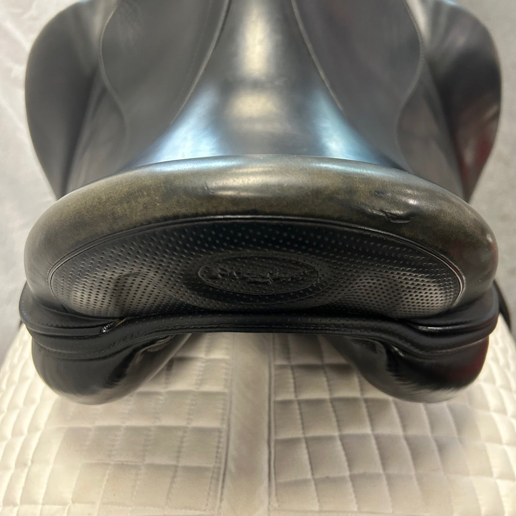 Used Prestige X D1-K Zero 17" Dressage Saddle
