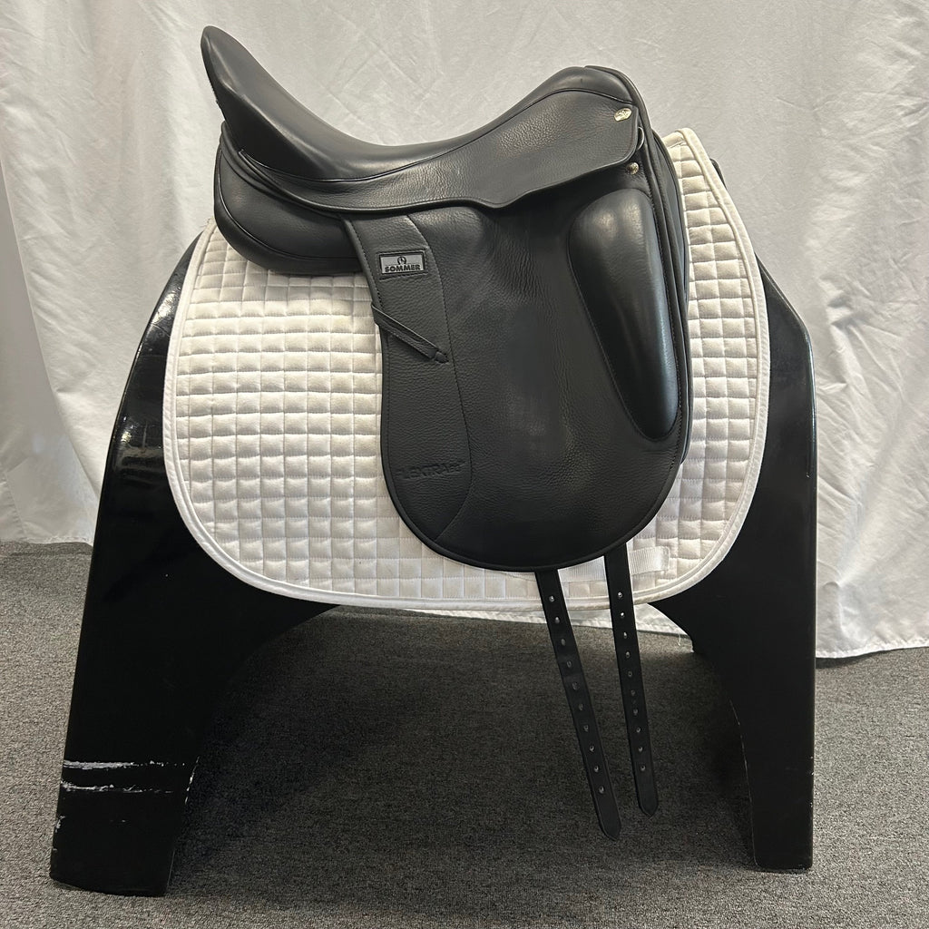 Used Sommer Flextra EQ 18" Dressage Saddle