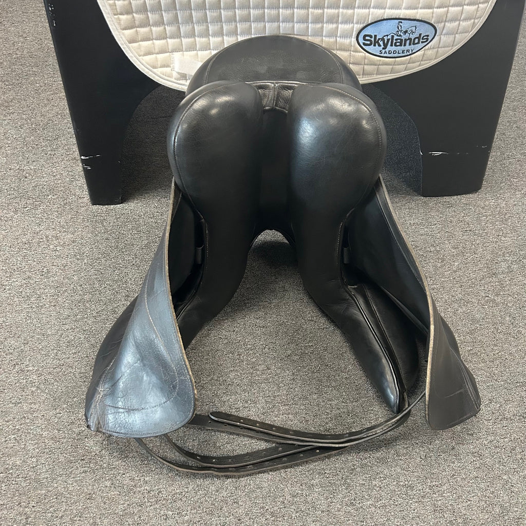 Used Custom Saddlery Everest 17.5" Dressage Saddle