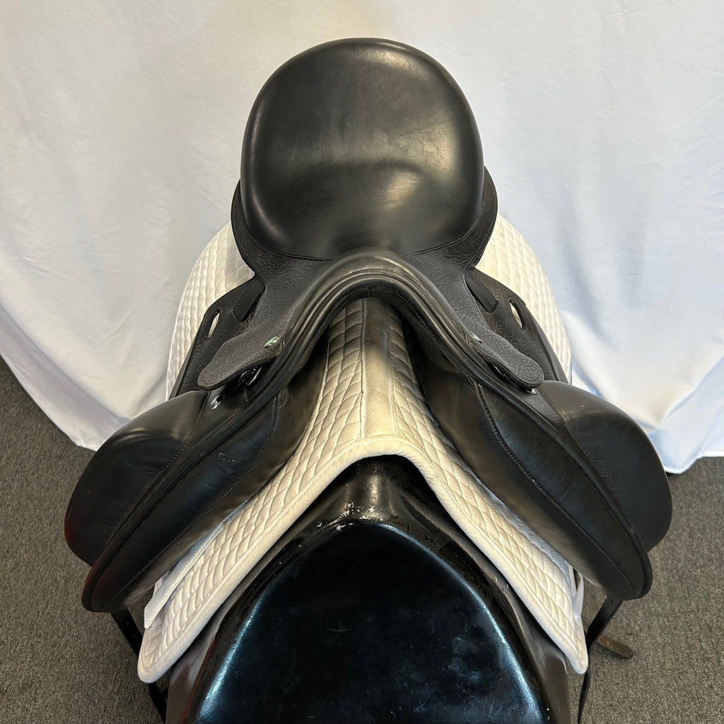 Used Täkt by Frank Baines Saddlery TSD-10 17" Dressage Saddle