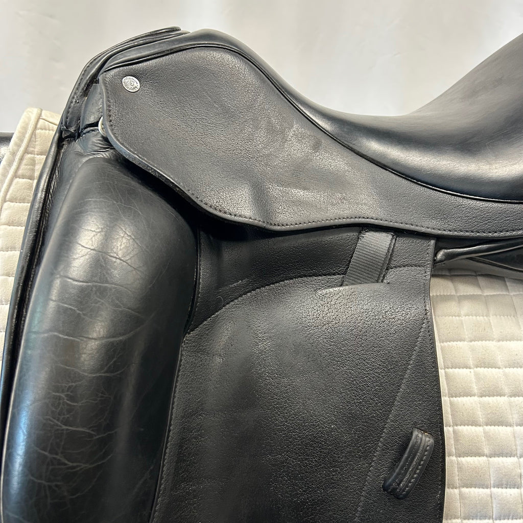 Used Custom Icon Star 18" Monoflap Dressage Saddle