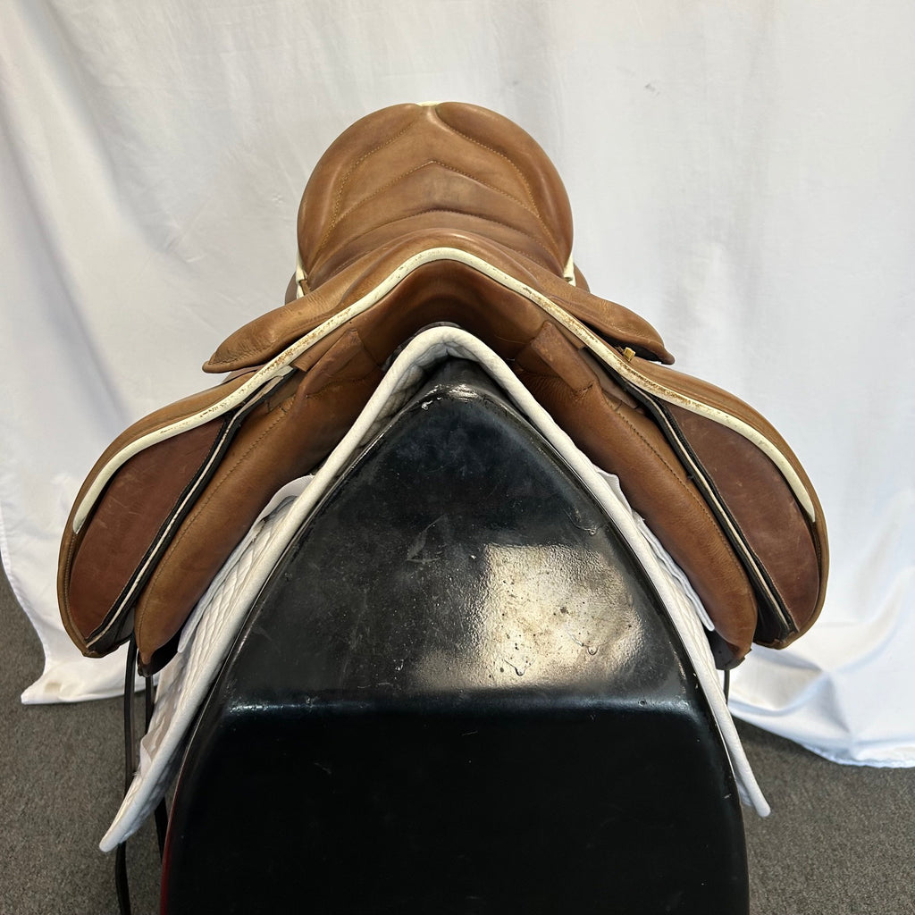 Used MaxFlex Fado 18" All-Purpose Saddle
