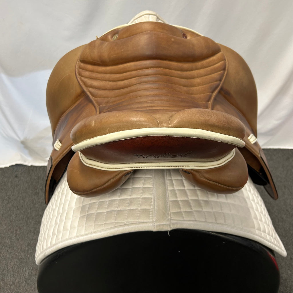 Used MaxFlex Fado 18" All-Purpose Saddle
