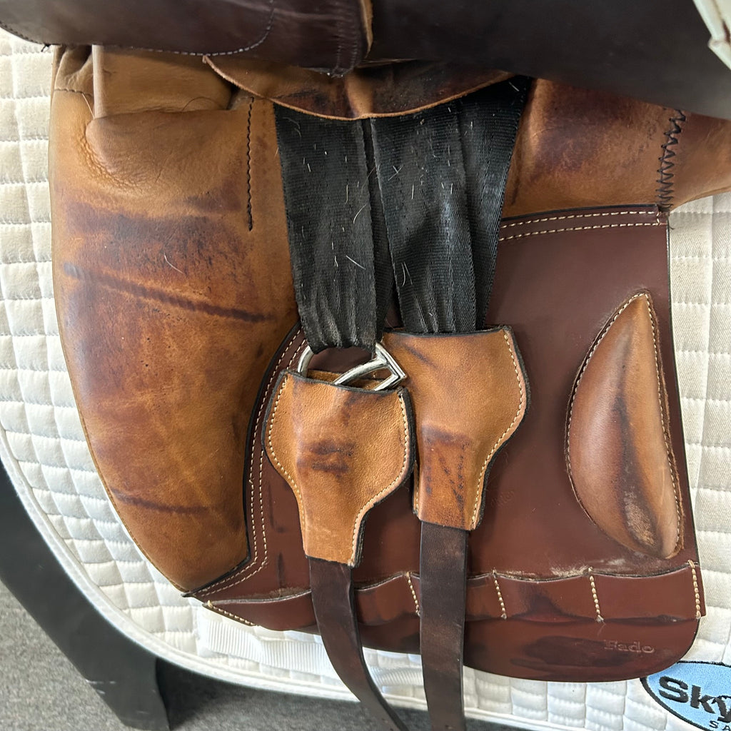 Used MaxFlex Fado 18" All-Purpose Saddle