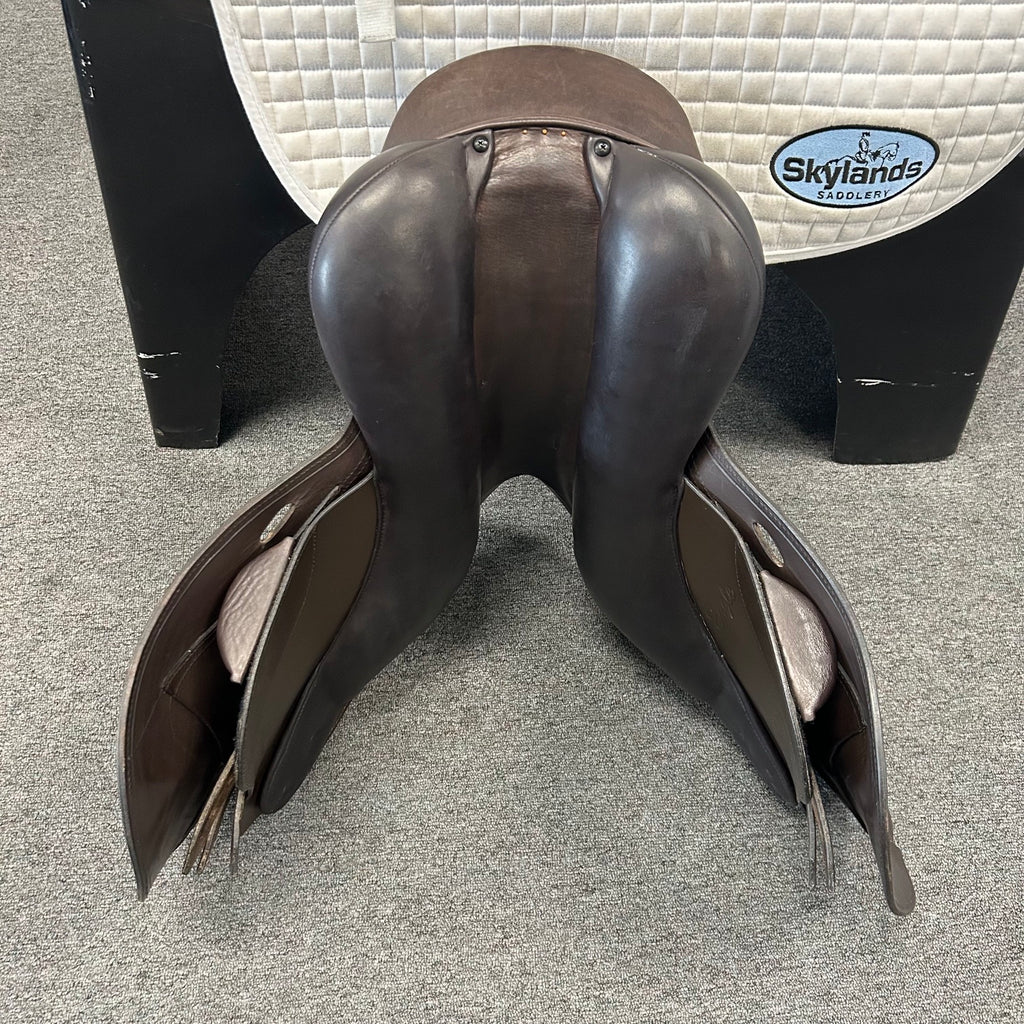 Used Schleese Eagle 17.5" Jump Saddle