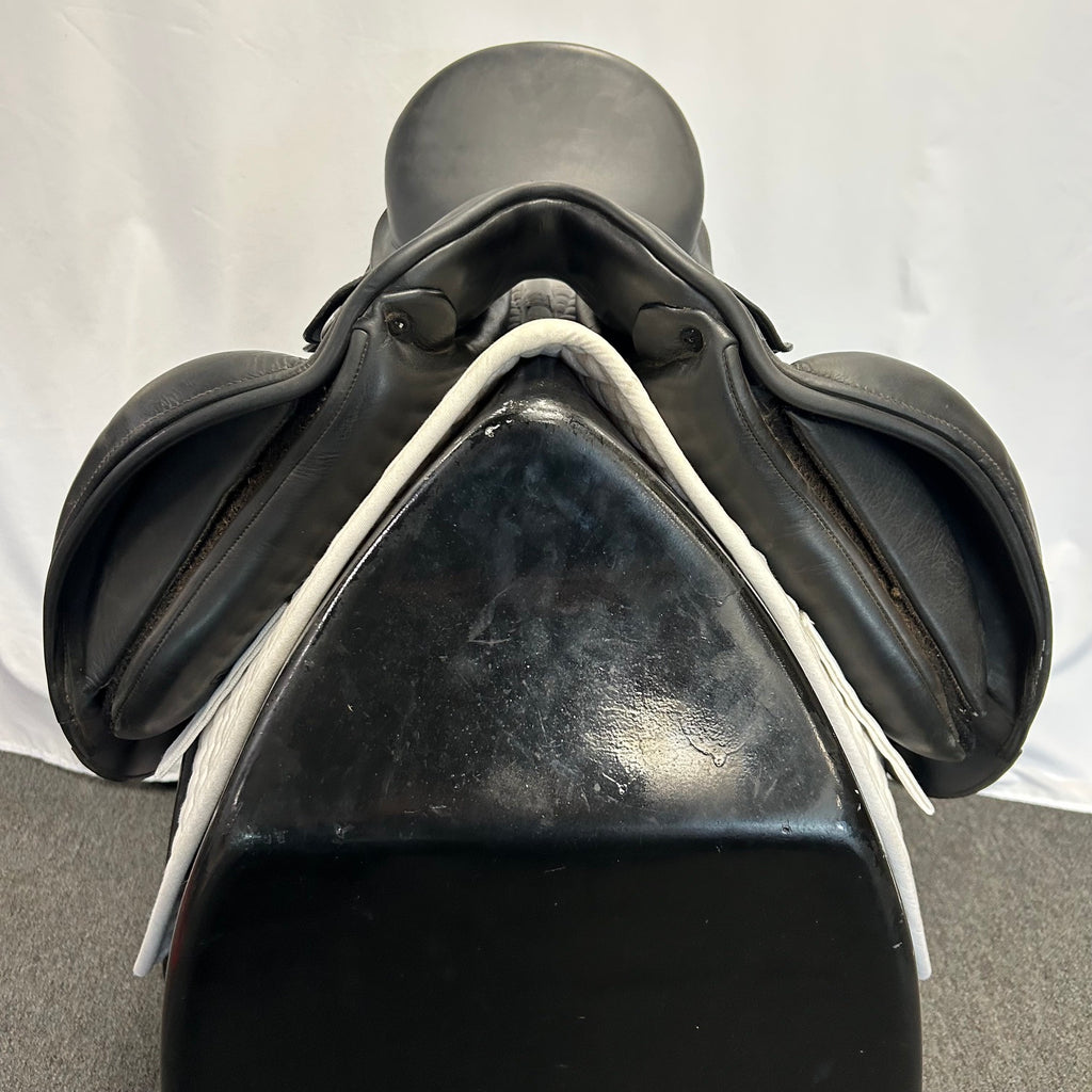 Used MacRider Olympic 17" Dressage Saddle