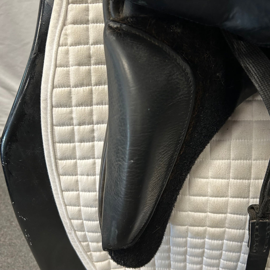 Used MacRider Olympic 17" Dressage Saddle