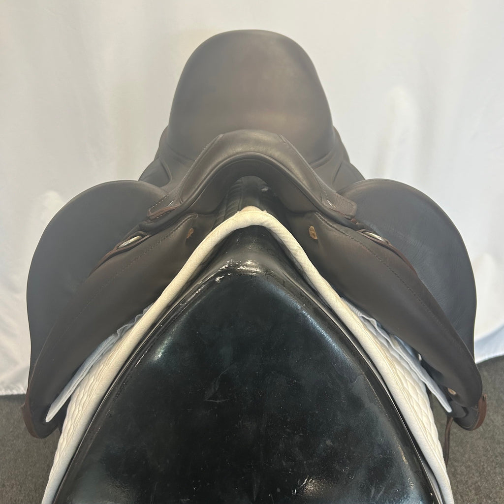 Used Antares Tempo 17" Monoflap Dressage Saddle