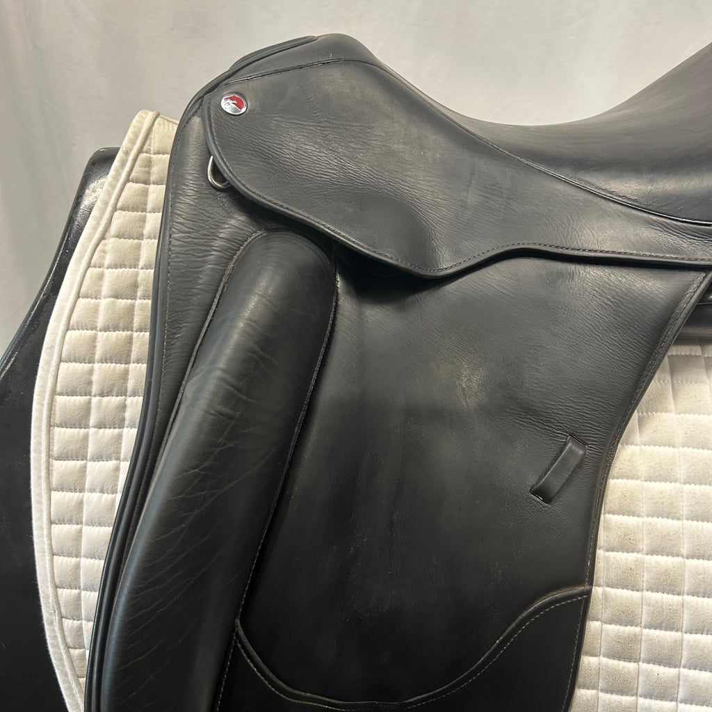 Used Dressage Connection 18" Dressage Saddle