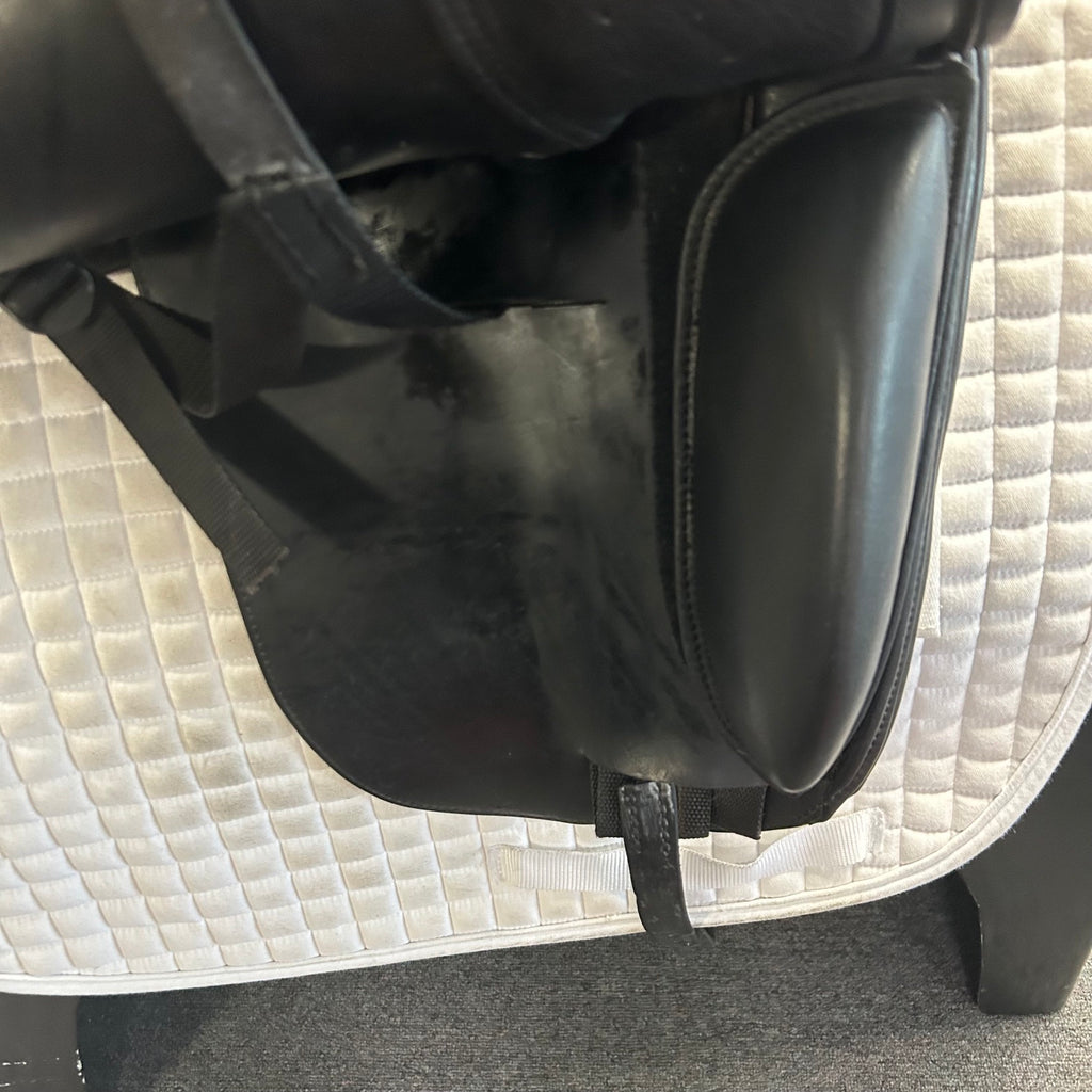 Used Schleese 17.5" Dressage Saddle