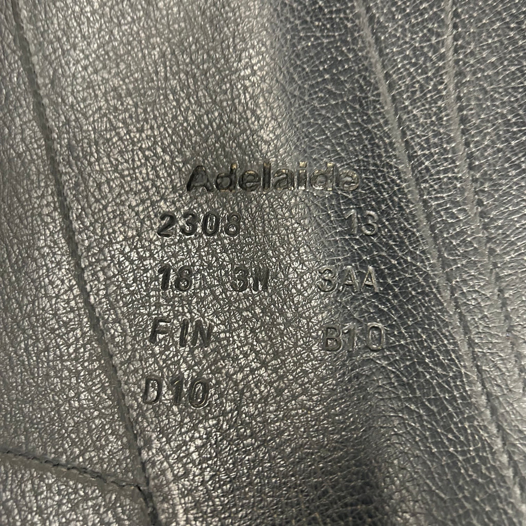 Used Voltaire Adelaide 18" Monoflap Dressage Saddle