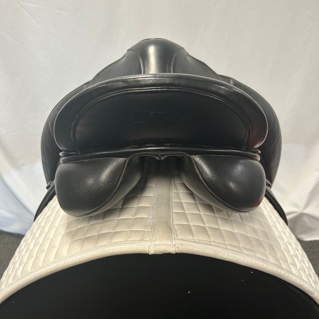 Used County Connection 17.5" Dressage Saddle