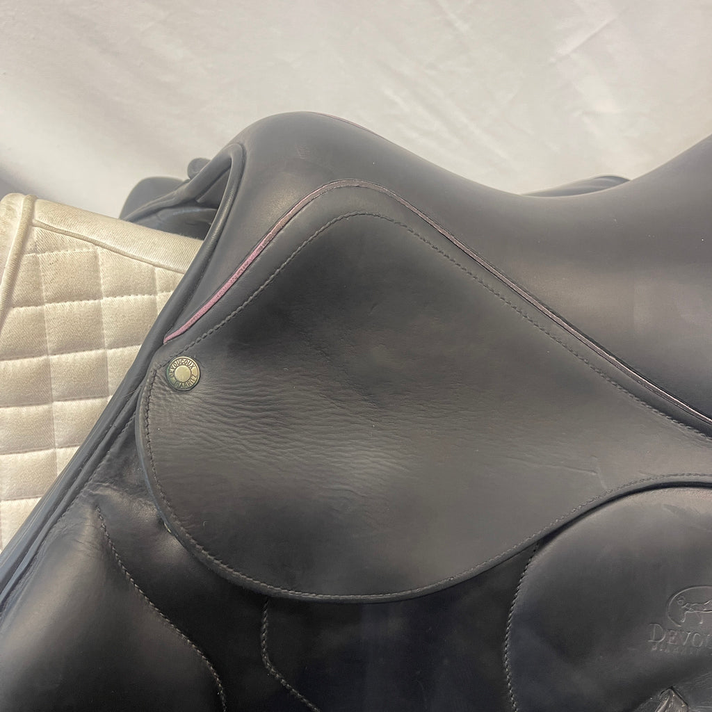 Used Devoucoux Chiberta O 18" Jump Saddle
