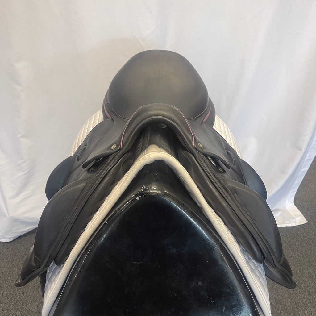 Used Devoucoux Chiberta O 18" Jump Saddle