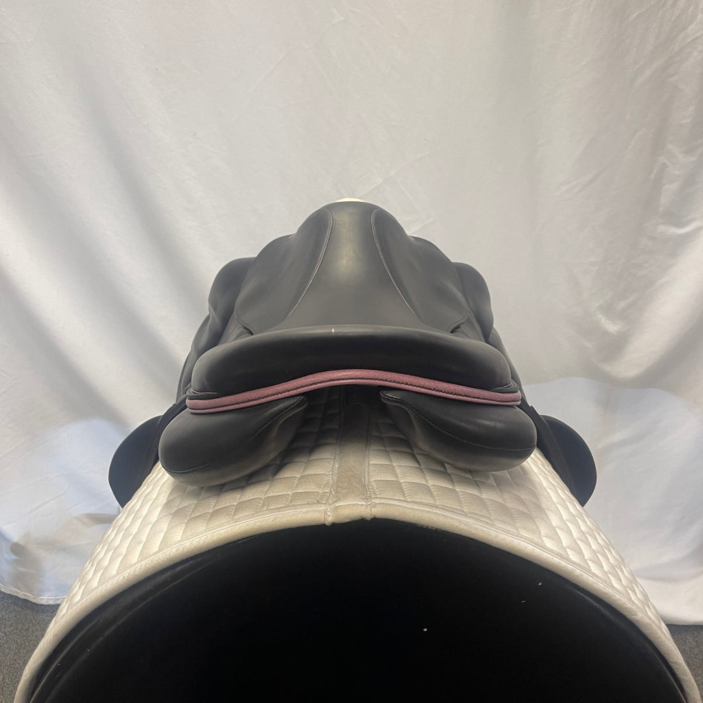 Used Devoucoux Chiberta O 18" Jump Saddle