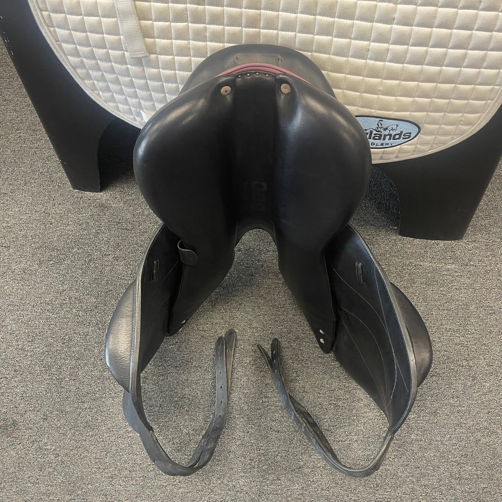 Used Devoucoux Chiberta O 18" Jump Saddle