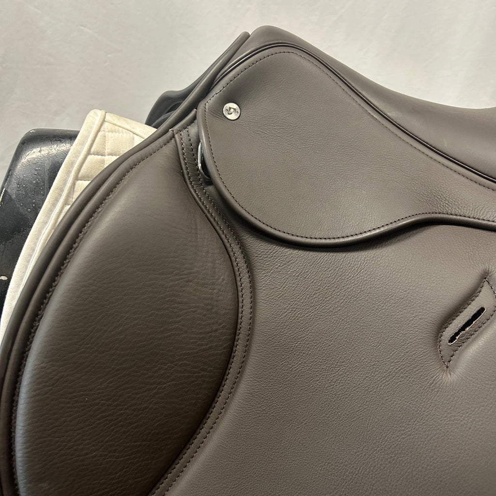 Demo Envy Pulse 18" Jump Saddle