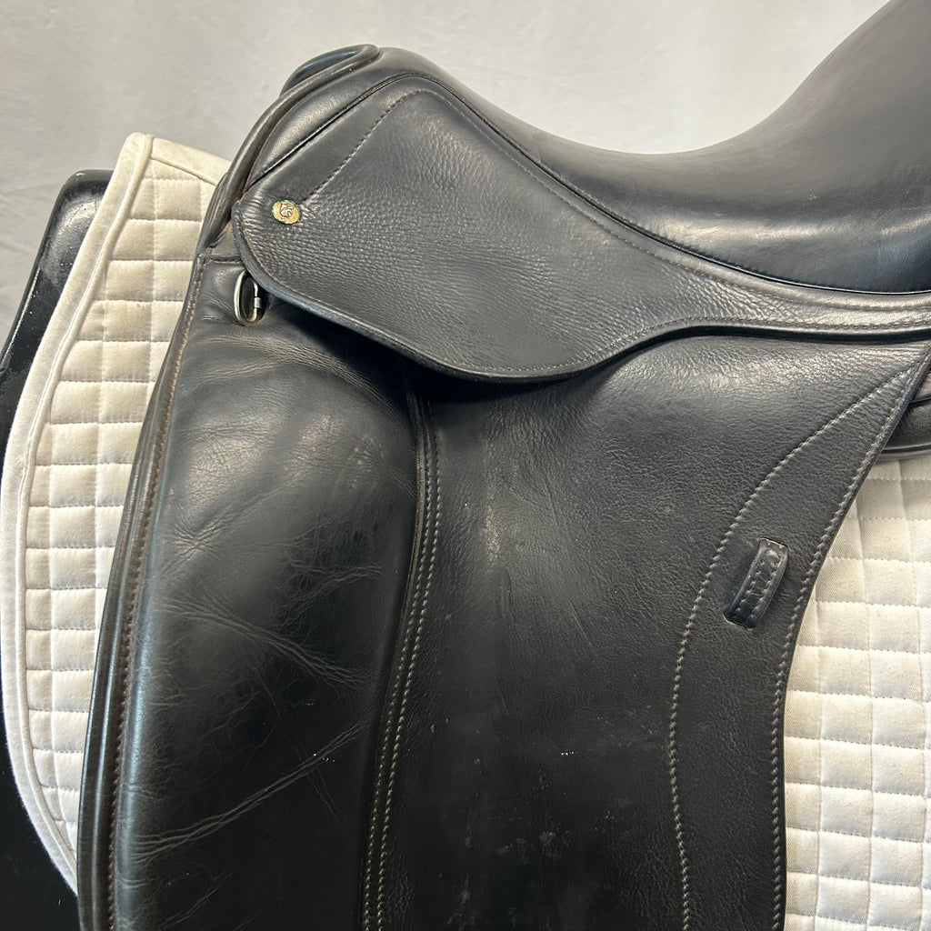 Used Schleese HK 17.5" Dressage Saddle