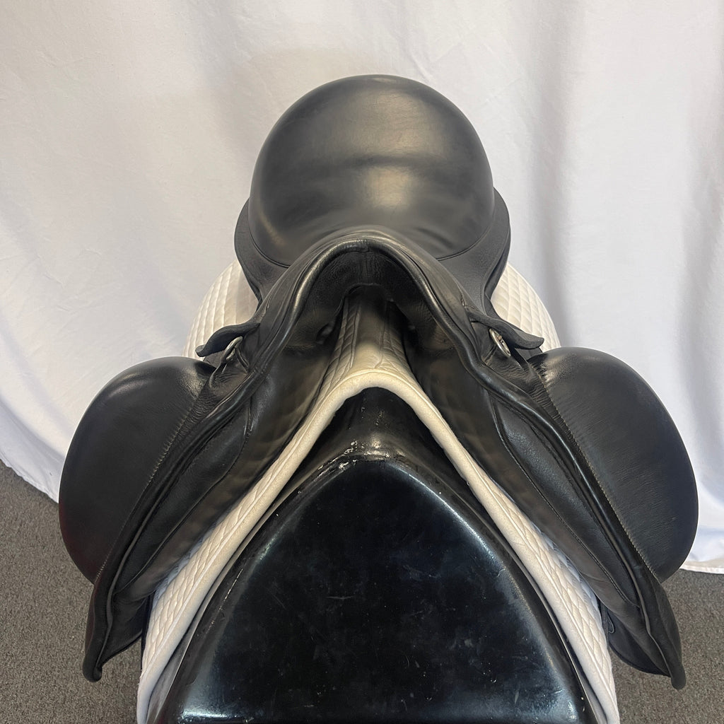 Used Custom Icon Alpha 18" Monoflap Dressage Saddle