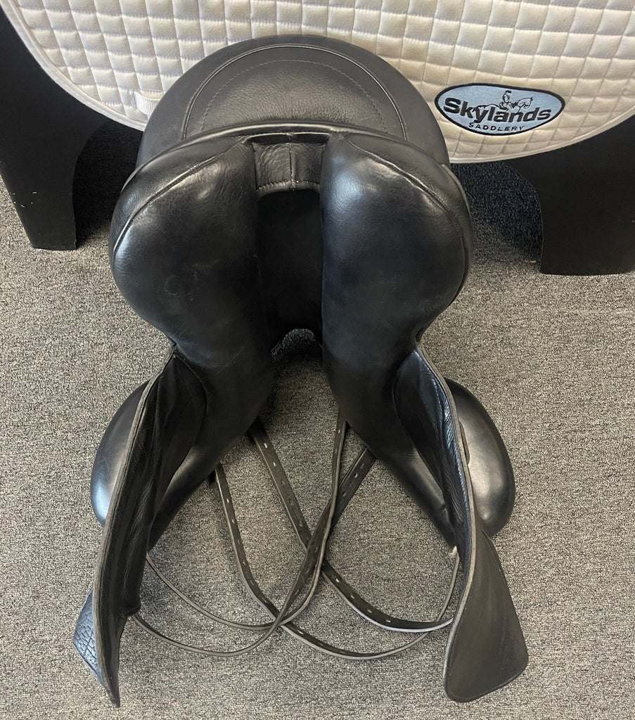 Used Custom Icon Alpha 18" Monoflap Dressage Saddle