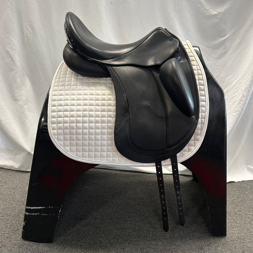 Used Stubben Centurion II 17.5" Dressage Saddle