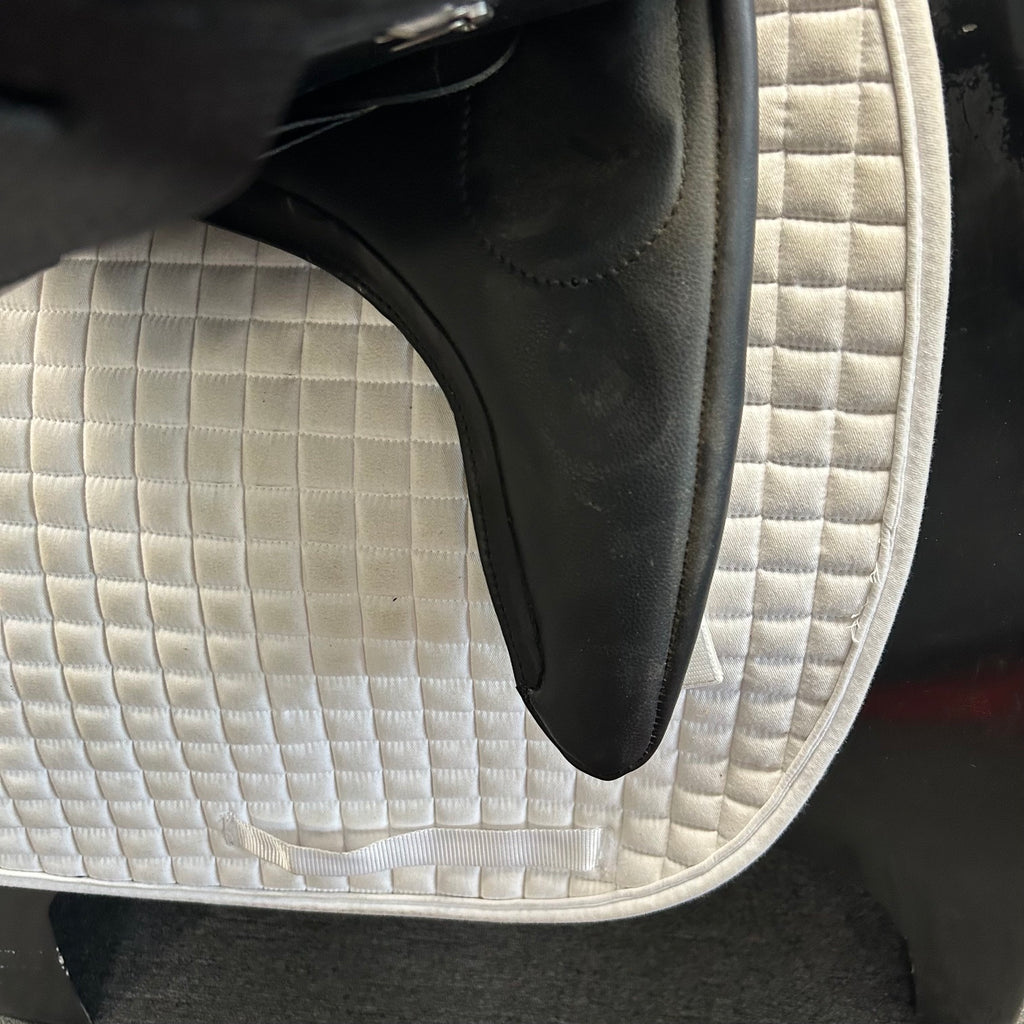 Used Stubben Centurion II 17.5" Dressage Saddle