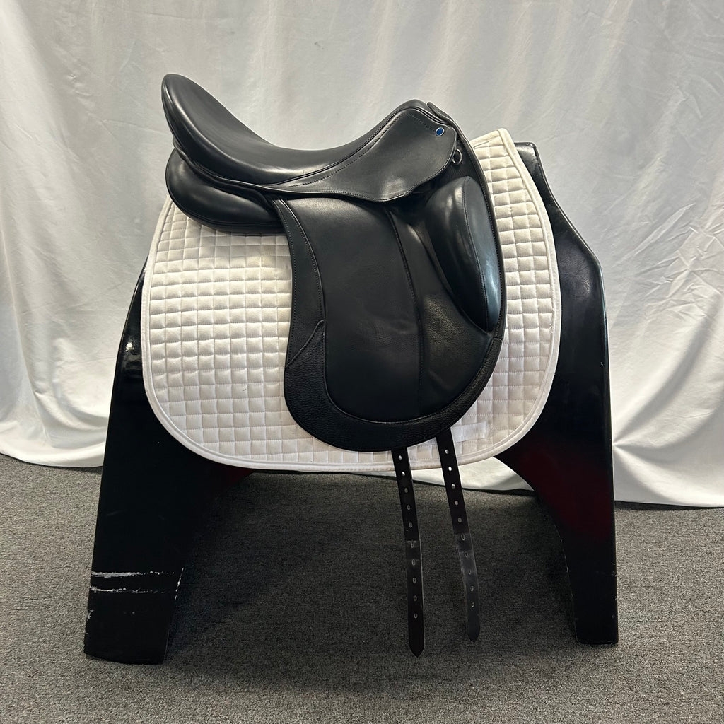 Used Stubben Centurion II 17.5" Dressage Saddle