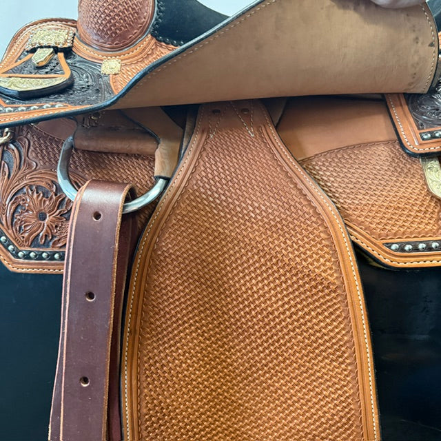 Used Billy Royal Elite Floral Tooled Western 17" Show Saddle