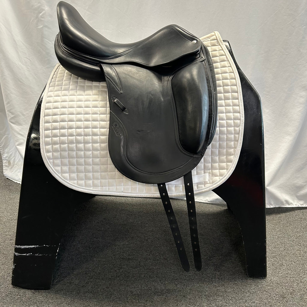 Used CWD SE05 17.5" Dressage Saddle