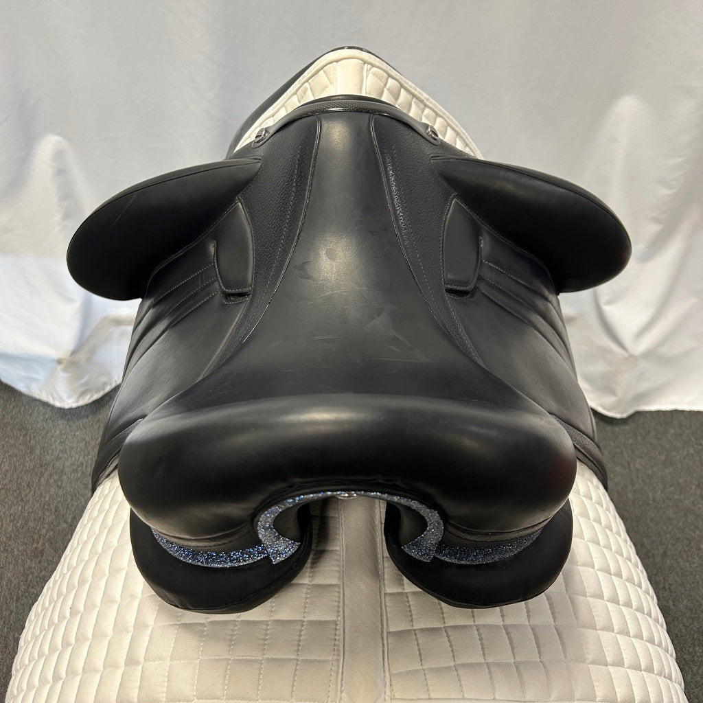 Used Devoucoux Makila Harmonie S 16.5"- 17" Monoflap Dressage Saddle