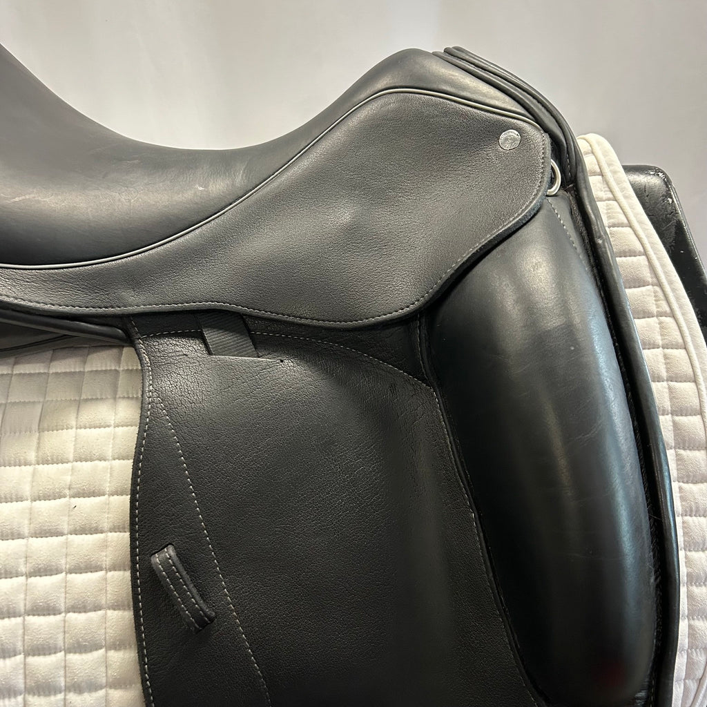Used Custom Icon Flight 18" Monoflap Dressage Saddle