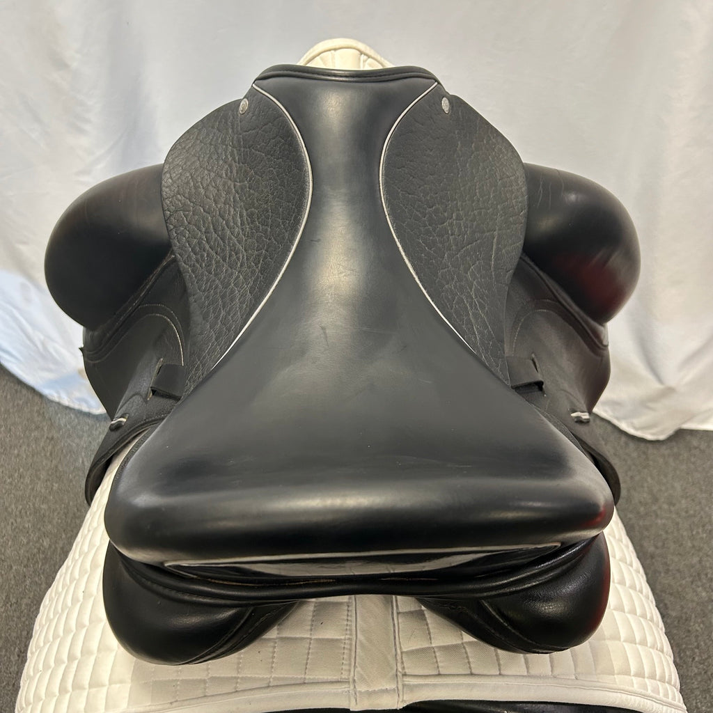 Used Custom Saddlery Wolfgang Matrix 2 Monoflap 17" Dressage Saddle